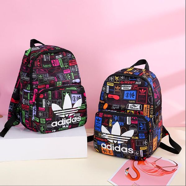 2020 new backpack men women travel bags teens brand school bag designer lapbag casual canvas bag letter print fashion boy girl backpack
2020 new backpack men women travel bags teens brand school bag designer lapbag casual canvas bag letter print fashion boy girl backpack