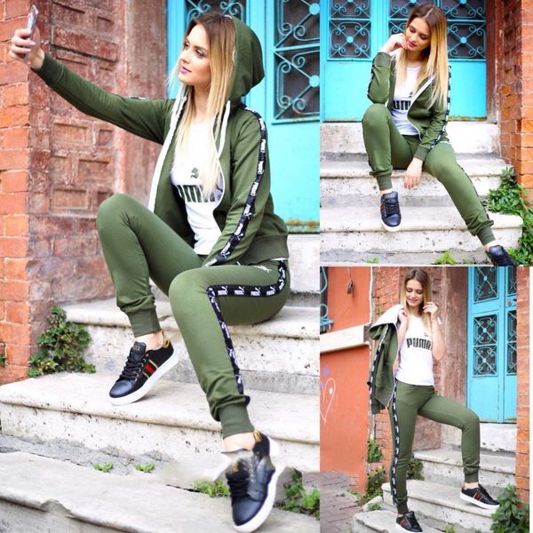 autumn 2019 women's splicing leisure sports suit two piece set, Gray
autumn 2019 women's splicing leisure sports suit two piece set, Gray