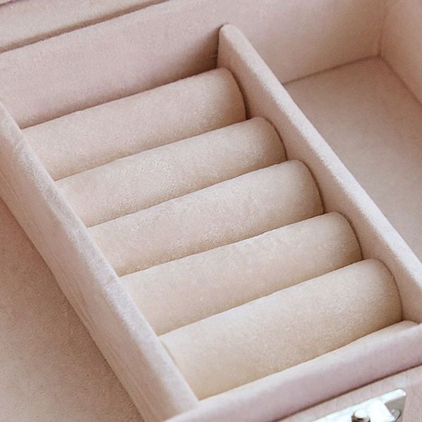 creative portable travel jewelry case pu with lock mirror lipstick ring ear stud earrings storage box x4ya, Pink;blue
creative portable travel jewelry case pu with lock mirror lipstick ring ear stud earrings storage box x4ya, Pink;blue