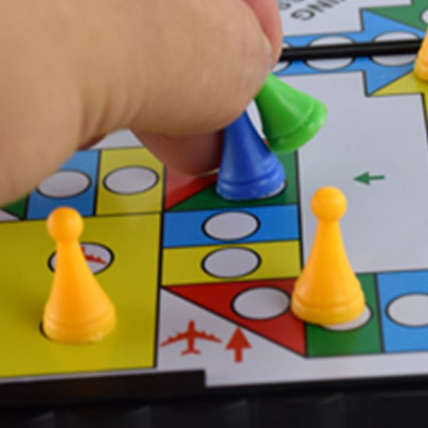 new mini portable foldable travel magnetic pegs board game classic kids plastic flying chess crawling mat flight game
new mini portable foldable travel magnetic pegs board game classic kids plastic flying chess crawling mat flight game