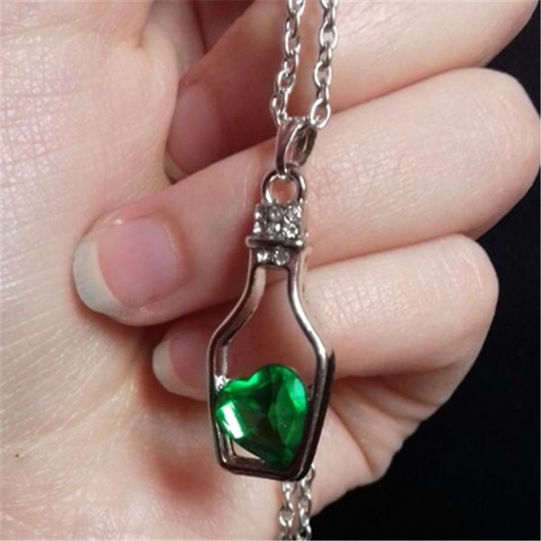 women's wishing bottle necklace love drift bottle clavicle chain alloy crystal stainless steel pendant necklack, Silver
women's wishing bottle necklace love drift bottle clavicle chain alloy crystal stainless steel pendant necklack, Silver