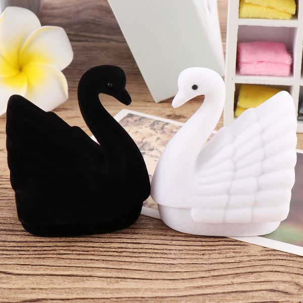 2019 new velvet swan ring earring necklace jewelry display gift box organizer carrying case display packaging, Pink;blue
2019 new velvet swan ring earring necklace jewelry display gift box organizer carrying case display packaging, Pink;blue