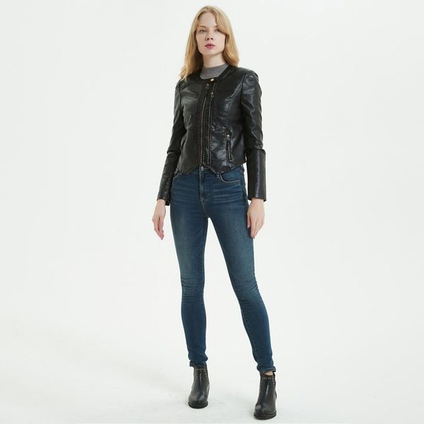 2019 autumn vintage women faux leather jacket short slim leather coat o neck long sleeve double zipper pu solid biker jacket, Black
2019 autumn vintage women faux leather jacket short slim leather coat o neck long sleeve double zipper pu solid biker jacket, Black