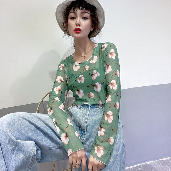 the new spring and summer scene shooting fashion printing long stretch icy gauze t-shirt render female t-shirt is prevented bask, White
the new spring and summer scene shooting fashion printing long stretch icy gauze t-shirt render female t-shirt is prevented bask, White