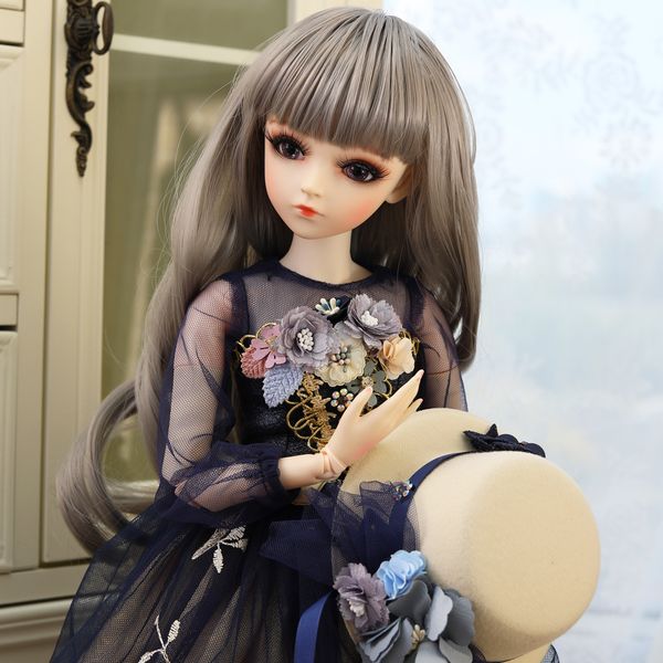 1/3 bjd doll lifelike girls princess dolls 60cm 18 ball joints with full outfits hat wig dress shoes makeup changeable eyes toys t200429
1/3 bjd doll lifelike girls princess dolls 60cm 18 ball joints with full outfits hat wig dress shoes makeup changeable eyes toys t200429