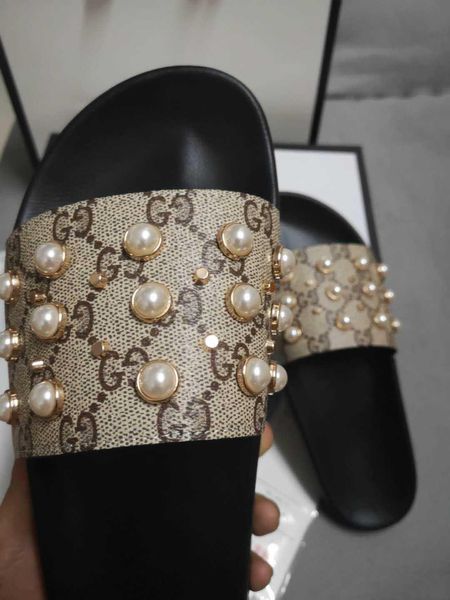 men's and women's pearl slippers, ladies' home sandals, summer beach slides, men's slippers, sandals, Black
men's and women's pearl slippers, ladies' home sandals, summer beach slides, men's slippers, sandals, Black