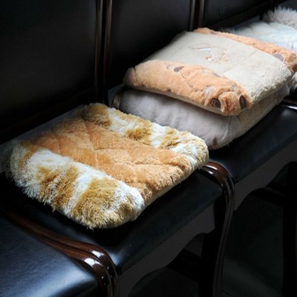 winter warm must - high - grade plush removable removable seat cushion warmer random
winter warm must - high - grade plush removable removable seat cushion warmer random