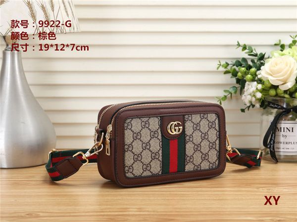 Женщины мода небольшой печати Марка ткани сумки мужчины личность дикий сумка отк
Женщины мода небольшой печати Марка ткани сумки мужчины личность дикий сумка отк