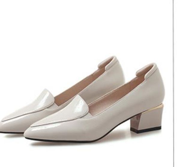 2019 women's shoes in spring and autumn with new style middle heel coarse heel pointed end @36, Black
2019 women's shoes in spring and autumn with new style middle heel coarse heel pointed end @36, Black