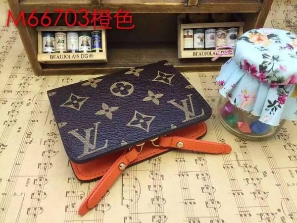 Totes hotbrandshoes2
Totes hotbrandshoes2