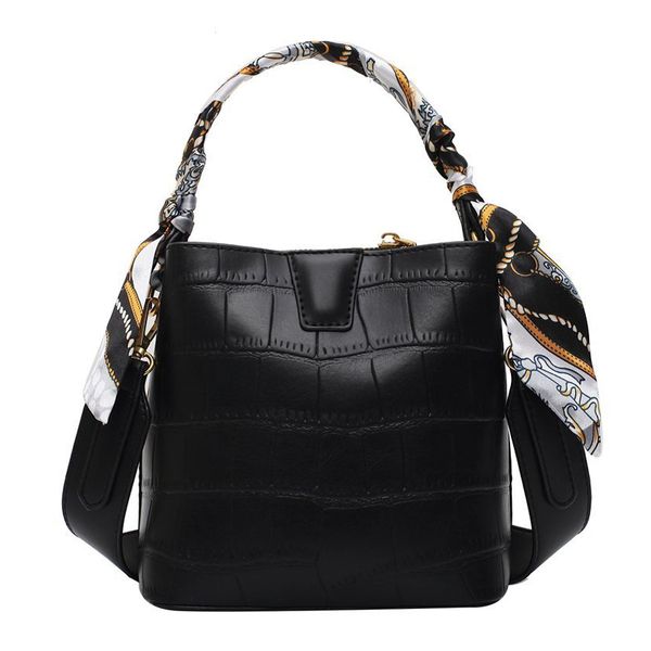 designer bucket shoulder bag for women crocodile pattern handbags 2020 new fashion ladies crossbody messenger bag shopping purse
designer bucket shoulder bag for women crocodile pattern handbags 2020 new fashion ladies crossbody messenger bag shopping purse