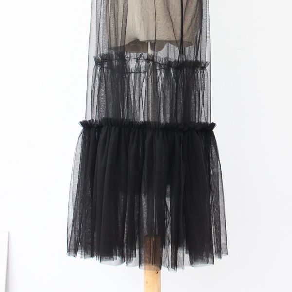 v-neck mesh spaghetti strap full slip thin long ruffles fishtail cover dress transparent vest guaze petticoat light and elegant, Black;white
v-neck mesh spaghetti strap full slip thin long ruffles fishtail cover dress transparent vest guaze petticoat light and elegant, Black;white