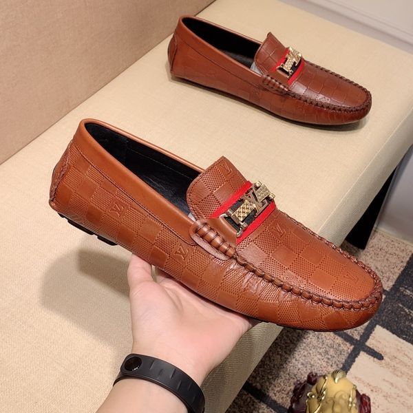 2020 men's formal wear oxford business leather shoes leather flat business pattern casual shoes black brown plaid office shoes
2020 men's formal wear oxford business leather shoes leather flat business pattern casual shoes black brown plaid office shoes