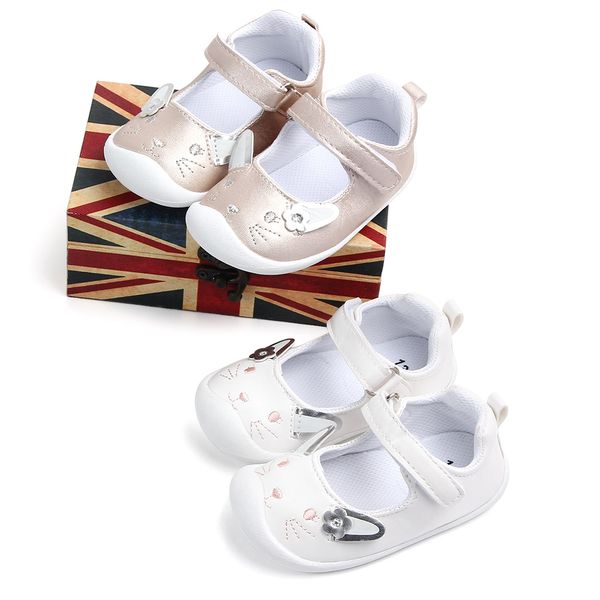 autumn for little girls in soft-soled mirror pu shoes infant walking dress cradle shoes first walkers
autumn for little girls in soft-soled mirror pu shoes infant walking dress cradle shoes first walkers