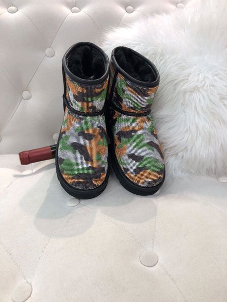 2019new platform designer luxury plush ankle boots australia leather fashion women/men multi plush genuine leather ing, Black
2019new platform designer luxury plush ankle boots australia leather fashion women/men multi plush genuine leather ing, Black
