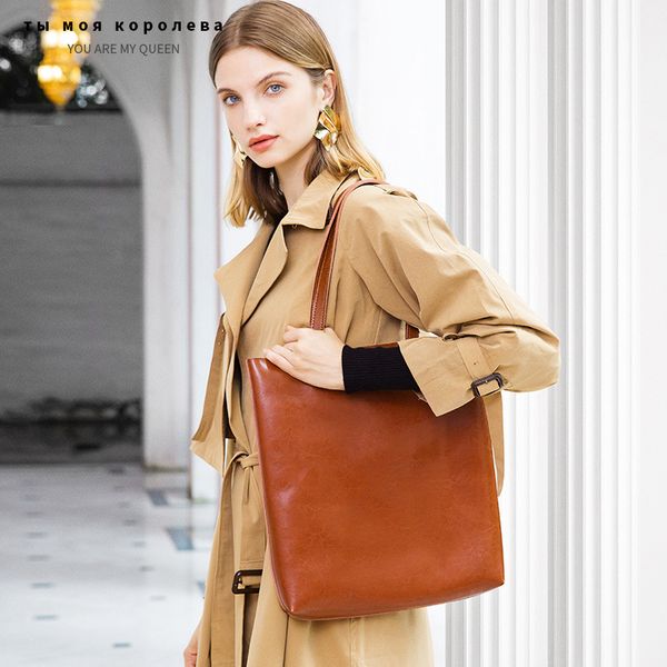 genuine leather ladies handbags women bags large capacity vintage shoulder bags for women tote cow leather bag
genuine leather ladies handbags women bags large capacity vintage shoulder bags for women tote cow leather bag