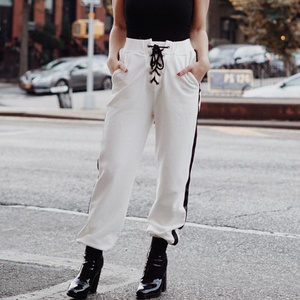 2018 fashion sweatpants women casual harem pants loose trousers for women side striped lace up sweat pants female, Black;white
2018 fashion sweatpants women casual harem pants loose trousers for women side striped lace up sweat pants female, Black;white