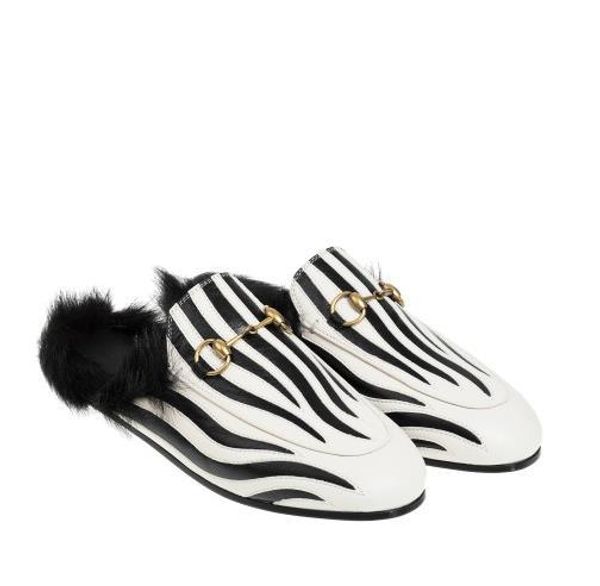 zebra princetown slippers home le fu slippers and star with a real rabbit flat shoes woman, Black
zebra princetown slippers home le fu slippers and star with a real rabbit flat shoes woman, Black