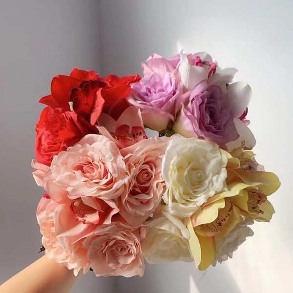 5 pcs/lot simulation flowers 7 head rose boat orchids bouquet new products preferential silk flowers fake european style
5 pcs/lot simulation flowers 7 head rose boat orchids bouquet new products preferential silk flowers fake european style