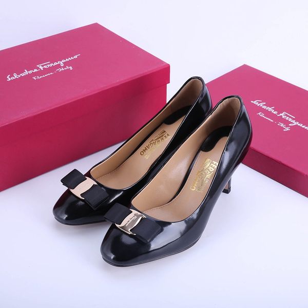 18ss luxurious 2019 spring hollow coarse sandals high-heeled shallow mouth pointed pumps shoes women female high heels large size m, Black
18ss luxurious 2019 spring hollow coarse sandals high-heeled shallow mouth pointed pumps shoes women female high heels large size m, Black