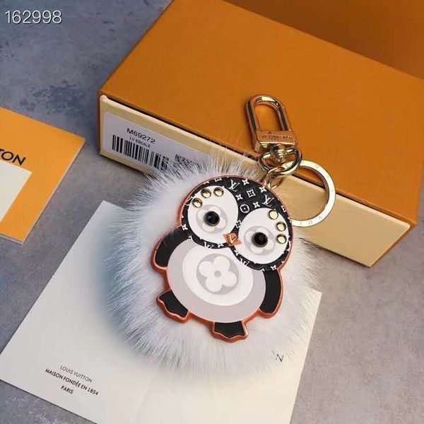 european and american fashion selling high-end fur key rings 2020 designer style stylish penguin chic soft key chain, Golden;silver
european and american fashion selling high-end fur key rings 2020 designer style stylish penguin chic soft key chain, Golden;silver
