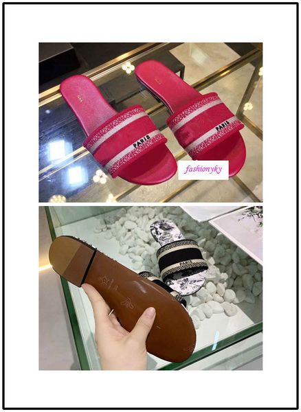 new dazzle flowers women sandals designer flat slippers embroidery slipper floral brocade slipper flip flops striped, Black
new dazzle flowers women sandals designer flat slippers embroidery slipper floral brocade slipper flip flops striped, Black