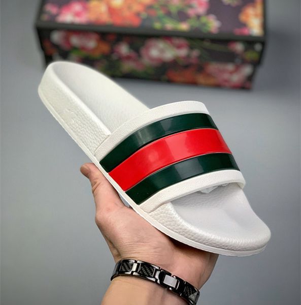 designer luxury men women sandals slide summer fashionable and fashionable flat classic style slippers size 35-45 with box, Black
designer luxury men women sandals slide summer fashionable and fashionable flat classic style slippers size 35-45 with box, Black