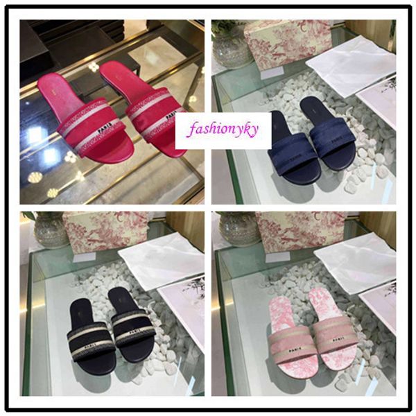 fashion new dazzle flowers women designer slippers flat bottom embroidery sandal floral brocade striped beach causal sandals, Black
fashion new dazzle flowers women designer slippers flat bottom embroidery sandal floral brocade striped beach causal sandals, Black