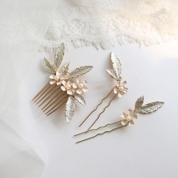jonnafe delicate wedding hair comb pin gold leaf women headpiece flower bridal hair accessories ornament, Golden;white
jonnafe delicate wedding hair comb pin gold leaf women headpiece flower bridal hair accessories ornament, Golden;white