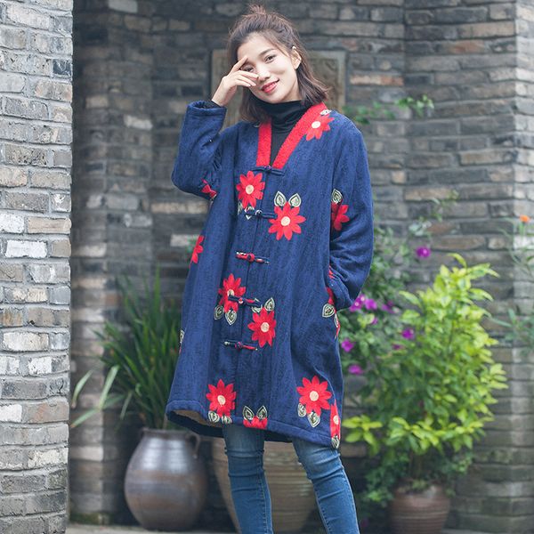 zhi pai 2018 winter new style chinese-style embroidery woman cotton dress mid-length loose warm cotton jacket a generation of fa, Blue;black
zhi pai 2018 winter new style chinese-style embroidery woman cotton dress mid-length loose warm cotton jacket a generation of fa, Blue;black