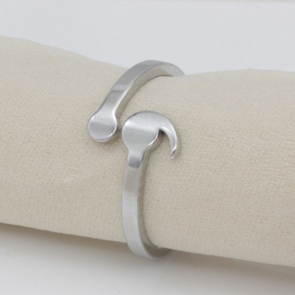 2020 stainless steel finger rings 6-10 size heart semicolon opening adjustable ring for women men fashion unique design jewelry gift, Golden;silver
2020 stainless steel finger rings 6-10 size heart semicolon opening adjustable ring for women men fashion unique design jewelry gift, Golden;silver