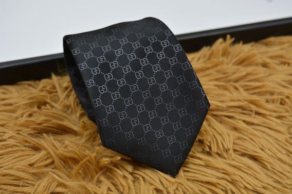 

Мужские галстуки Марка человек мода письмо галстуки Hombre Gravata тонкий галстук классический бизнес свадьба банкет повседневная черный галстук для мужчин G0901