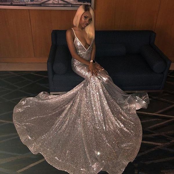 new prom dresses deep v neck mermaid silver sequined lace long plus size party gowns sequins backless formal evening dress wear, Black
new prom dresses deep v neck mermaid silver sequined lace long plus size party gowns sequins backless formal evening dress wear, Black