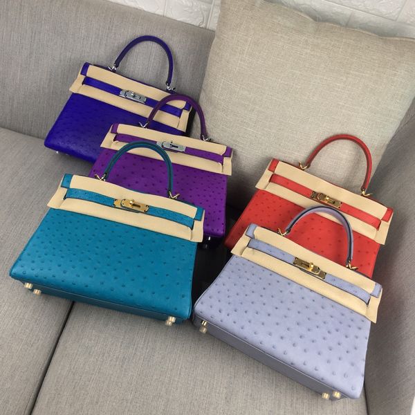 100% ostrich skin,20 28 32cm original design handbag,silver,gold hardware,6 colors for chosen,fast delivery
100% ostrich skin,20 28 32cm original design handbag,silver,gold hardware,6 colors for chosen,fast delivery