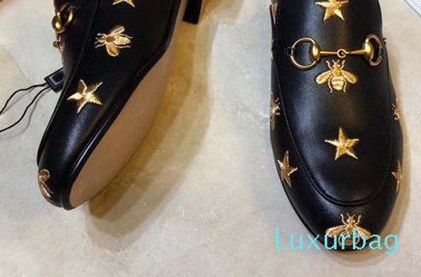 2019 brand mules princetown men women fur slippers mules flats genuine leather luxury designer fashion metal chain ladies casual shoesl26, Black
2019 brand mules princetown men women fur slippers mules flats genuine leather luxury designer fashion metal chain ladies casual shoesl26, Black