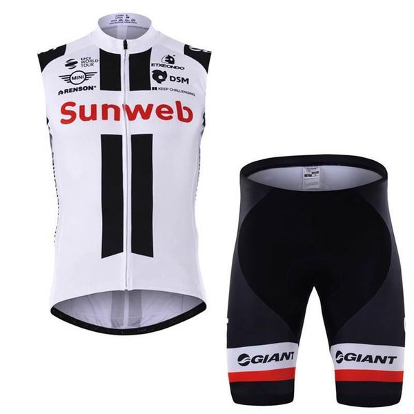 2020 sunweb team cycling sleeveless jersey vest bib shorts sets summer clothes bike wear comfortable breathable quick dry new n0302008, Black;red
2020 sunweb team cycling sleeveless jersey vest bib shorts sets summer clothes bike wear comfortable breathable quick dry new n0302008, Black;red