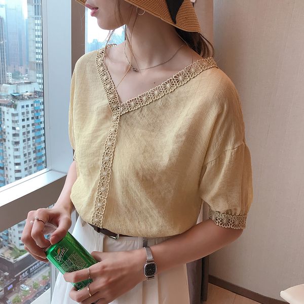 summer 2019 new korean temperament hook flower lace stitching -4xl chiffon shirt solid color female loose short sleeve blouse, White
summer 2019 new korean temperament hook flower lace stitching -4xl chiffon shirt solid color female loose short sleeve blouse, White