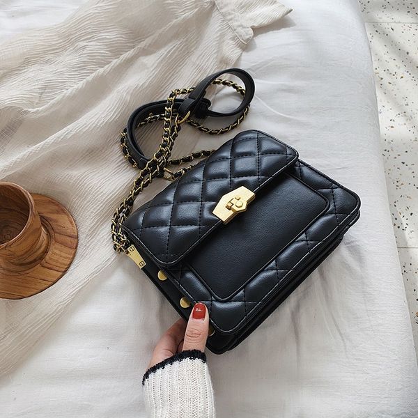 manufacturers sell 2020 new women's bags fashion chain embroidery thread shoulder bag small fragrance style crossbody bag
manufacturers sell 2020 new women's bags fashion chain embroidery thread shoulder bag small fragrance style crossbody bag