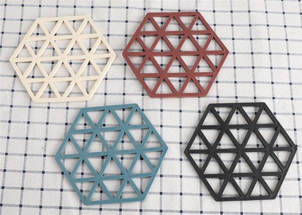 new home hexagon silicone tableware insulation mat coaster cup hexagon mats pad heat-insulated bowl placemat home decor desktop
new home hexagon silicone tableware insulation mat coaster cup hexagon mats pad heat-insulated bowl placemat home decor desktop