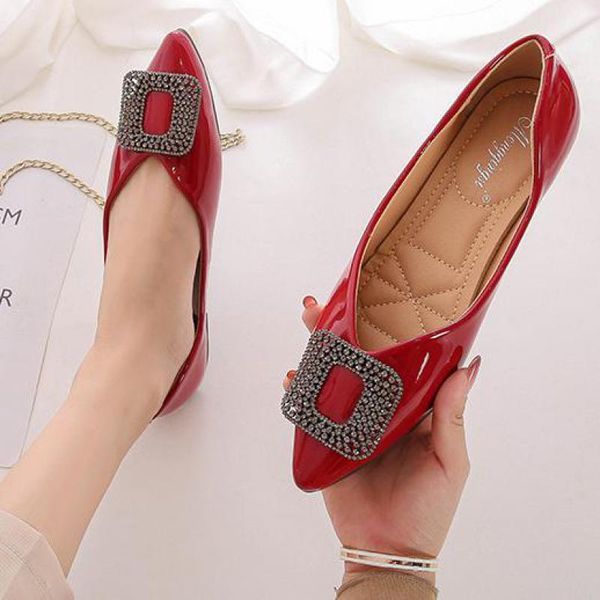plus size 43 women shoes flat loafers rhinestones buckles flats lady slip on shallow shoes pointed toe patent leather footwear, Black
plus size 43 women shoes flat loafers rhinestones buckles flats lady slip on shallow shoes pointed toe patent leather footwear, Black