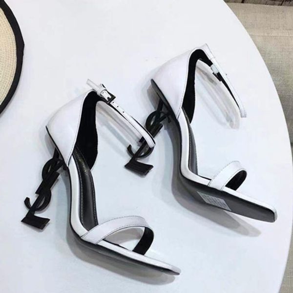 2020 slippers sandals high heel slides designer shoes animal design huaraches flip flops loafers for women by shoe06, Black
2020 slippers sandals high heel slides designer shoes animal design huaraches flip flops loafers for women by shoe06, Black