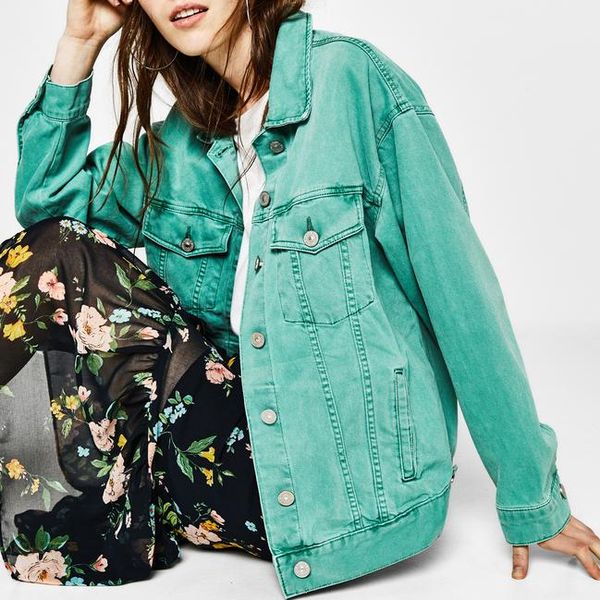 women jeans jacket denim jacket coat single breasted full sleeves bf fashion loose coats, Black;brown
women jeans jacket denim jacket coat single breasted full sleeves bf fashion loose coats, Black;brown