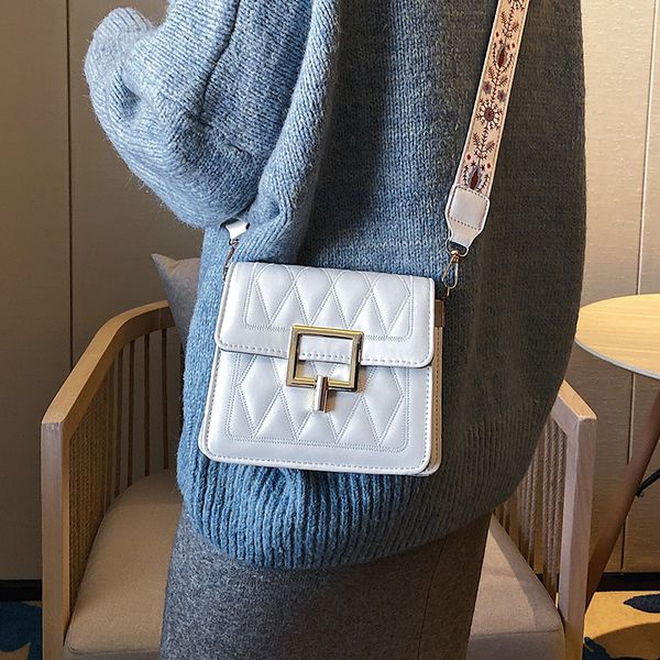 shoulder bags 2021 french niche senior sense crossbody bag female net red small black fashion diamond foreign style
shoulder bags 2021 french niche senior sense crossbody bag female net red small black fashion diamond foreign style