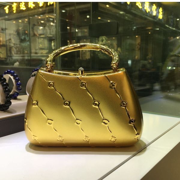 evening clutch bag2020 gold clutches women party bags ladies hand bag metal hollow wedding clutch purse banquet
evening clutch bag2020 gold clutches women party bags ladies hand bag metal hollow wedding clutch purse banquet