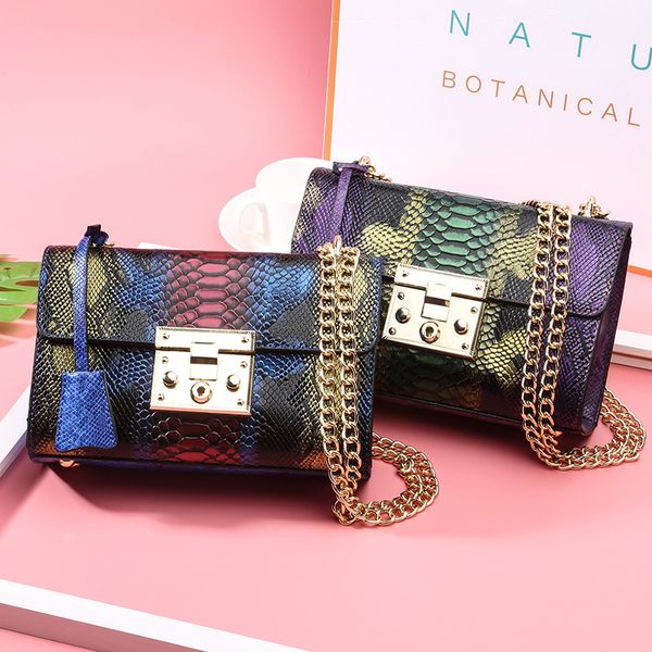 atmospheric snakeskin pattern chain bag 2020 new wave of female personality hit color small square package buckle handbag messenger
atmospheric snakeskin pattern chain bag 2020 new wave of female personality hit color small square package buckle handbag messenger
