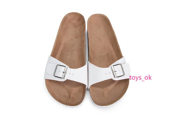 new brand brik genuine leather shoes for men women wholesale flats cork sandals casual slippers with buckle open-toed shoes
new brand brik genuine leather shoes for men women wholesale flats cork sandals casual slippers with buckle open-toed shoes