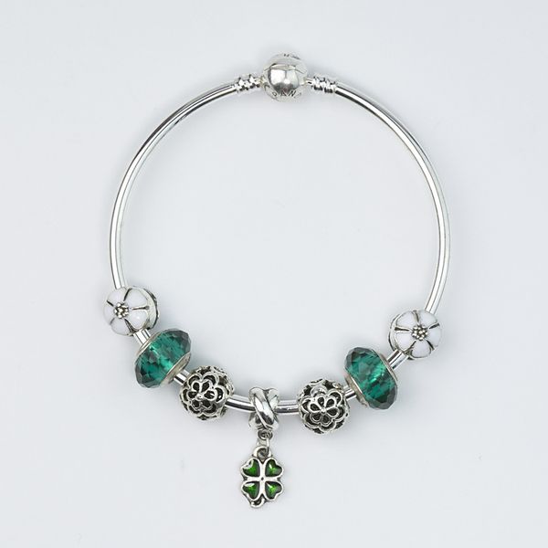 wholesale 2015 new style pan multimodal bracelet green flower clover boutique split surface coloured glaze bracelet, Silver
wholesale 2015 new style pan multimodal bracelet green flower clover boutique split surface coloured glaze bracelet, Silver