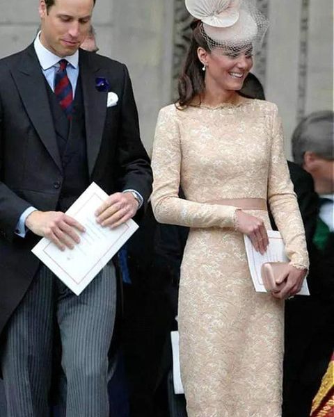 kate middleton long sleeves pageant evening dresses 2020 champagne knee length celebrity holiday wear formal party prom gowns plus size, White;red
kate middleton long sleeves pageant evening dresses 2020 champagne knee length celebrity holiday wear formal party prom gowns plus size, White;red
