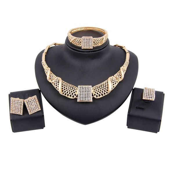4 piece set women in gold luxury bridal jewelry sets metal costume jewelry for ladies ethnic fashion, Slivery;golden
4 piece set women in gold luxury bridal jewelry sets metal costume jewelry for ladies ethnic fashion, Slivery;golden