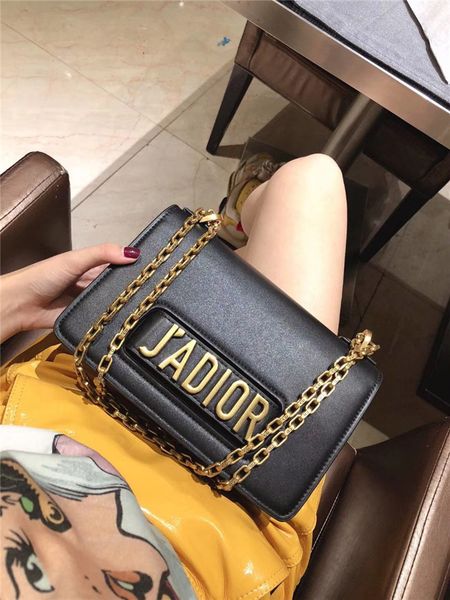 New fa hion vintage handbag women bag de igner handbag wallet for woman leather cro body bag ladie houlder bag a11548
New fa hion vintage handbag women bag de igner handbag wallet for woman leather cro body bag ladie houlder bag a11548